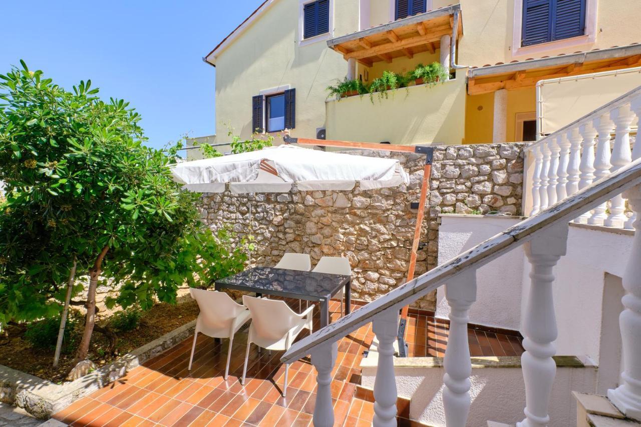 Leonida Daire Mali Lošinj Dış mekan fotoğraf